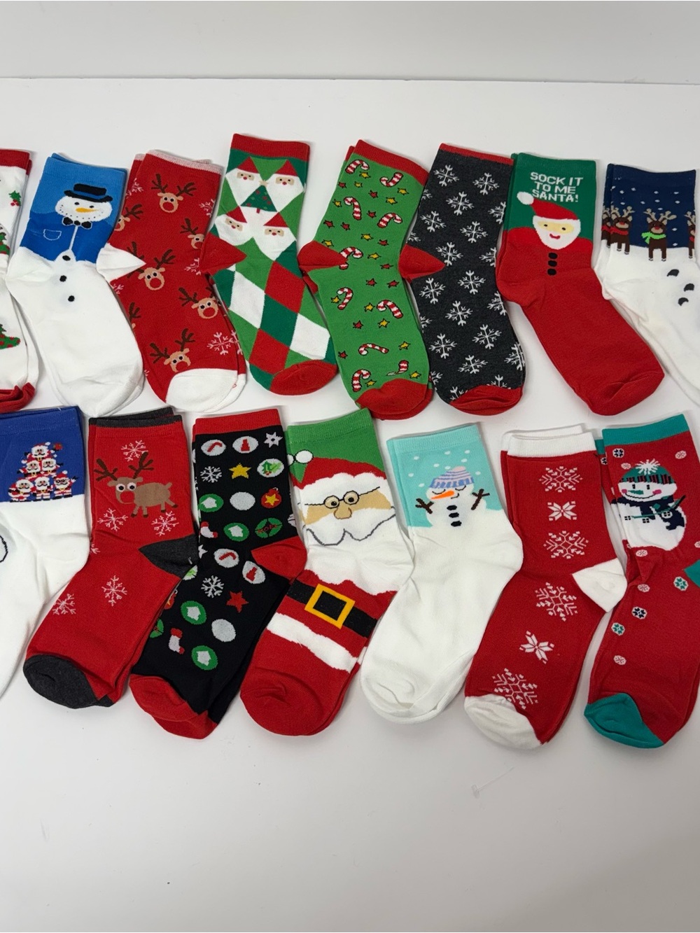 Lot of 15 Pairs Christmas Holiday Crew Socks Santa Snowman Reindeer New